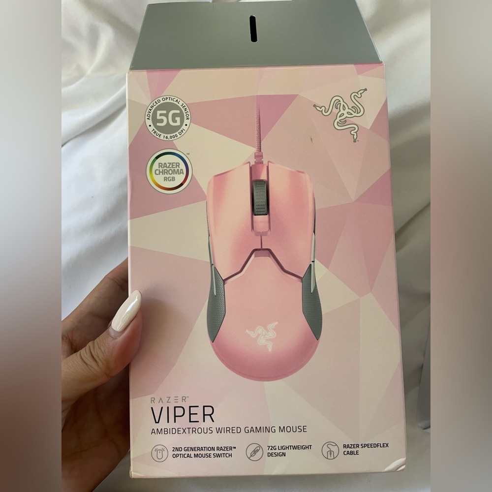 NEW Razer Viper wired gaming mouse